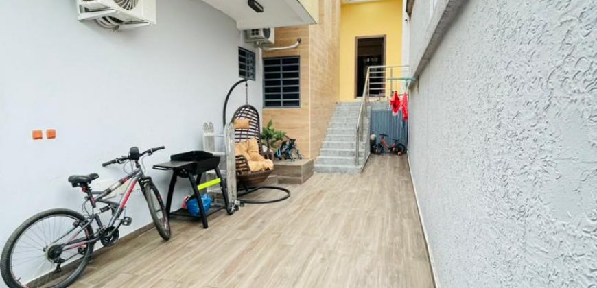 villa duplex haut standing de 4 pièces